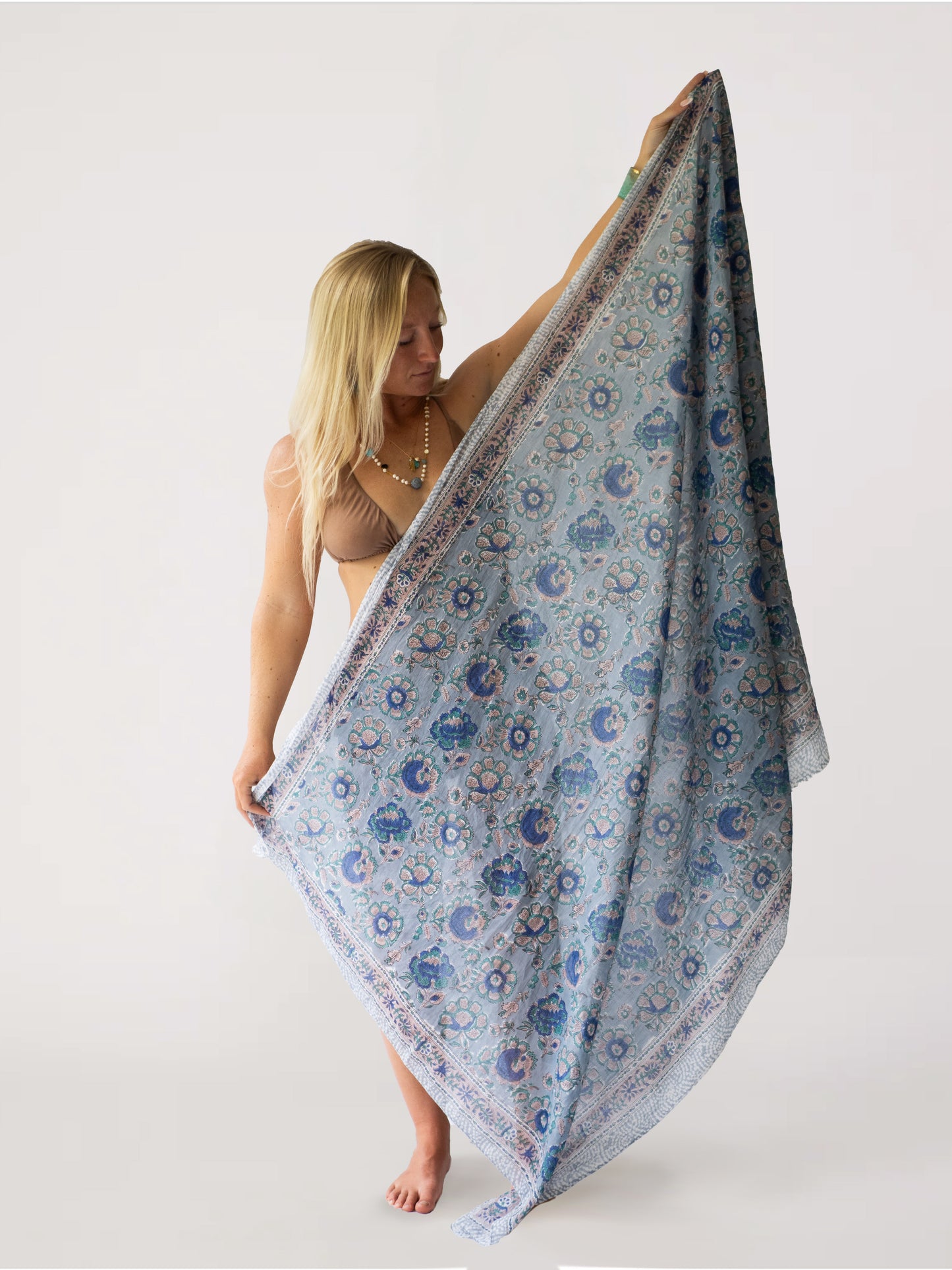 The Guava Sarong-Twilight Moonflower