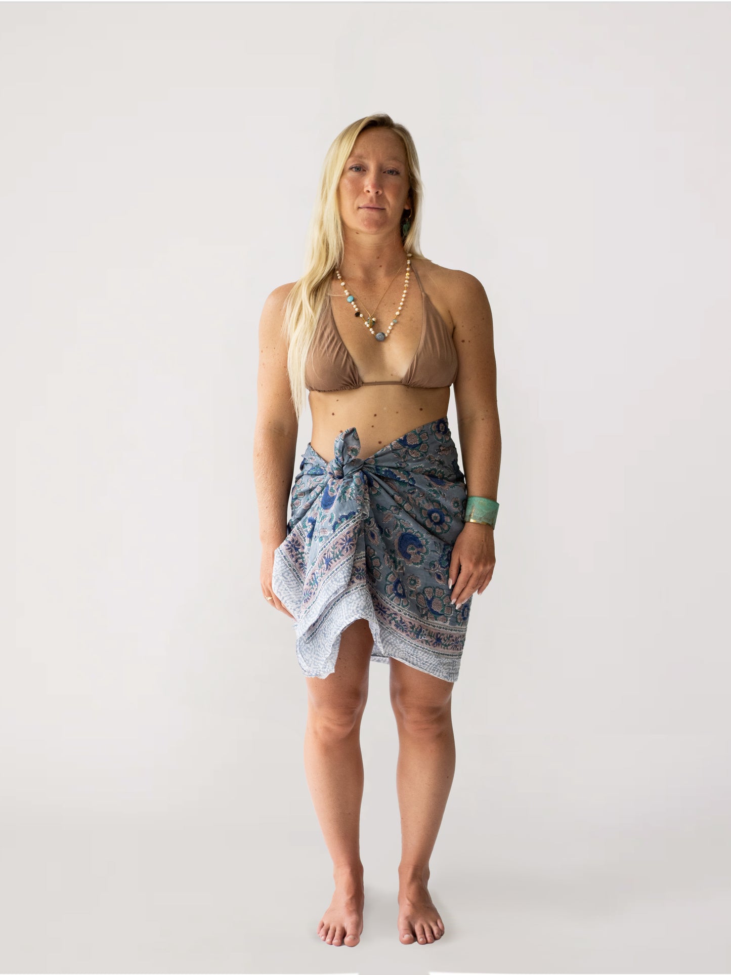 The Guava Sarong-Twilight Moonflower